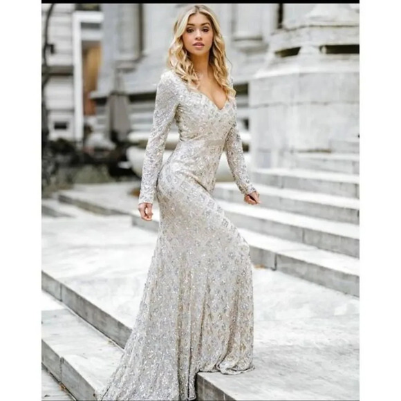 Mac Duggal GEOMETRIC EMBELLISHED EVENING GOWN Sz 16 - Picture 1 of 12